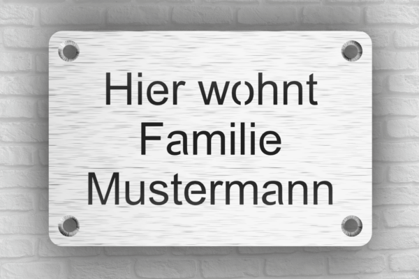 Hier wohnt Familie..